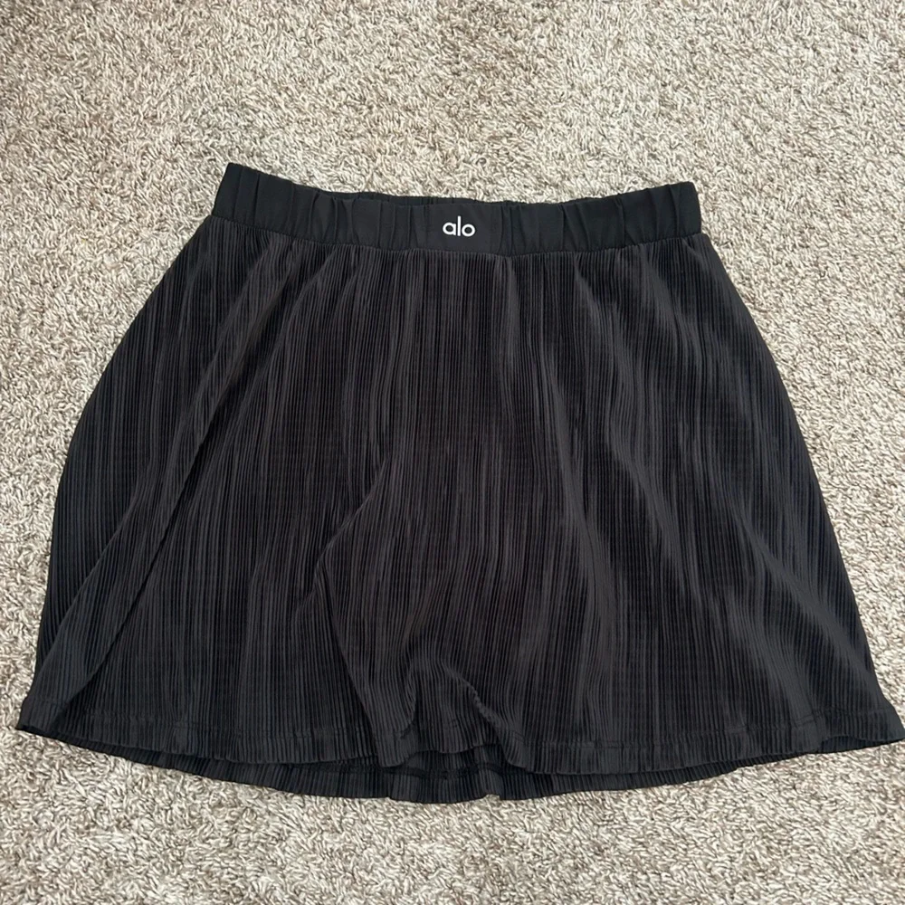 Alo micro plisse skirt